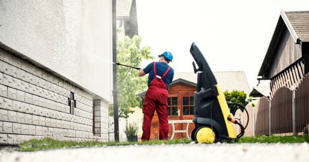 Best Pool Deck Cleaning in Fayette, MO